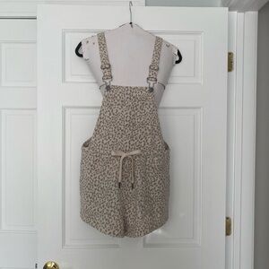 Z Supply Gray Leopard Print Overalls